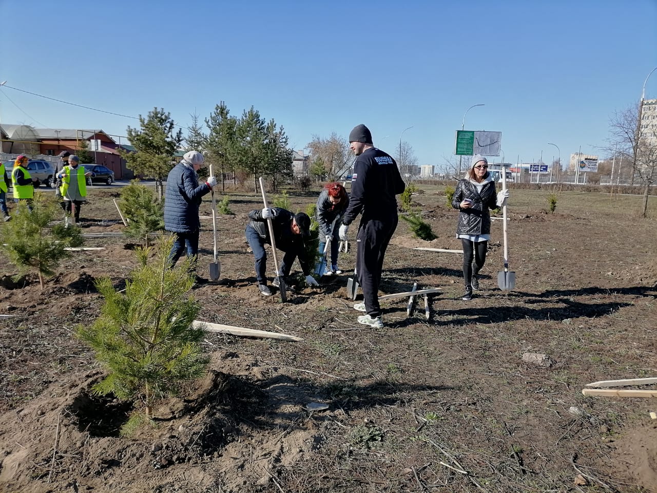 Набережные Челны благоустройство города. Двухмесячник по санитарной очистке и благоустройству территорий. Провести челном.