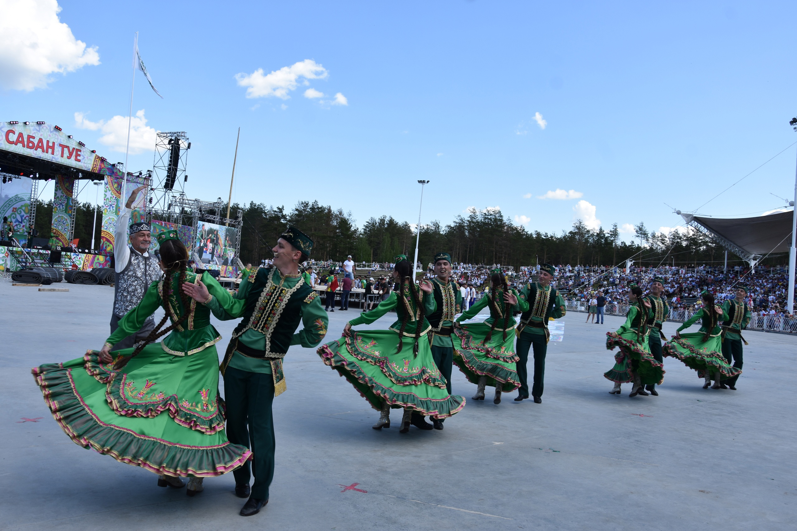 Песни республики татарстан. Ансамбль Айдара Файзрахманова. Фольклорные коллективы Татарстана. Государственный ансамбль фольклорной музыки Республики Татарстан.