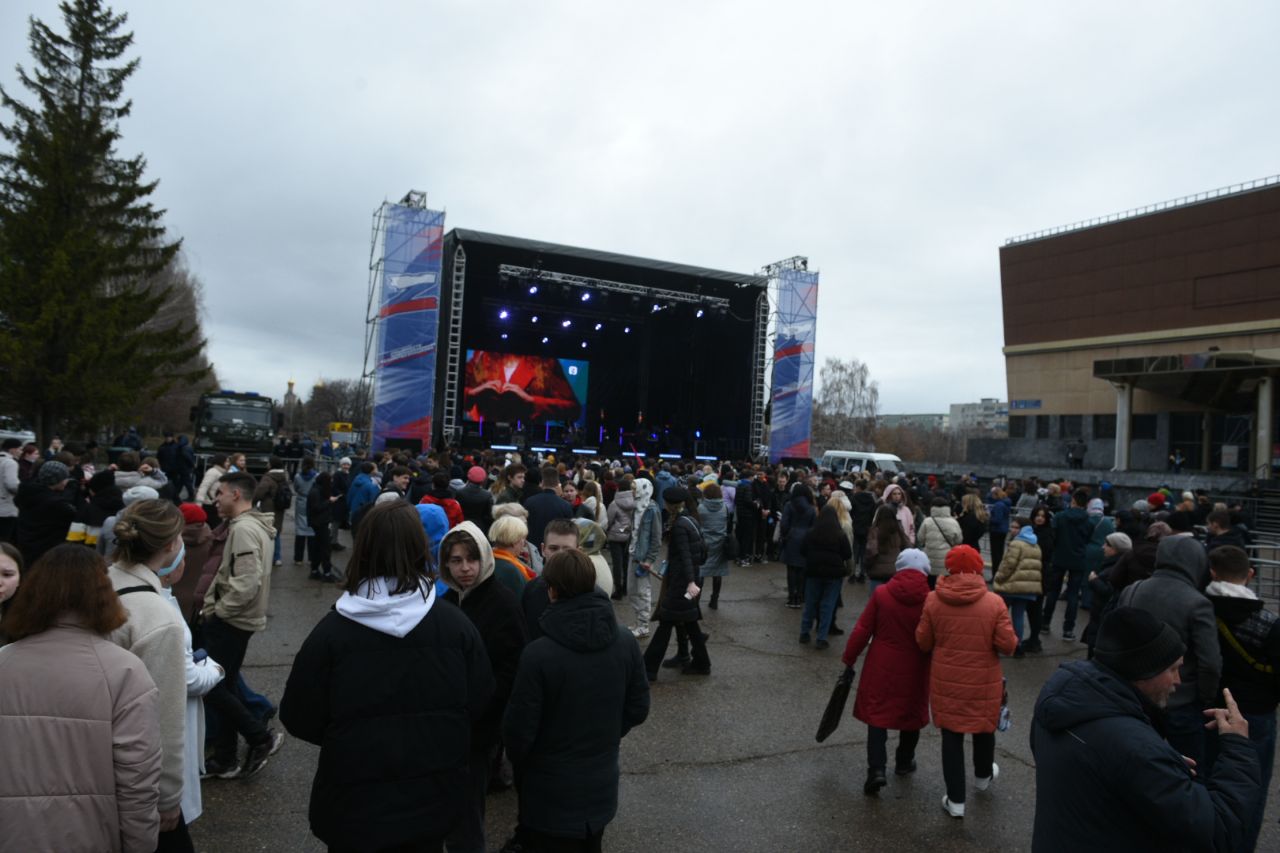 Концерт набережные челны сегодня. Бурундук концерт набережные челны. Концерт набережные челны сегодня. Бурундук концерт набережные челны. Будут ли концерты в челнах.